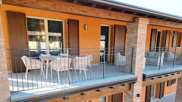 Comfort-Apartment | Speisen im Freien