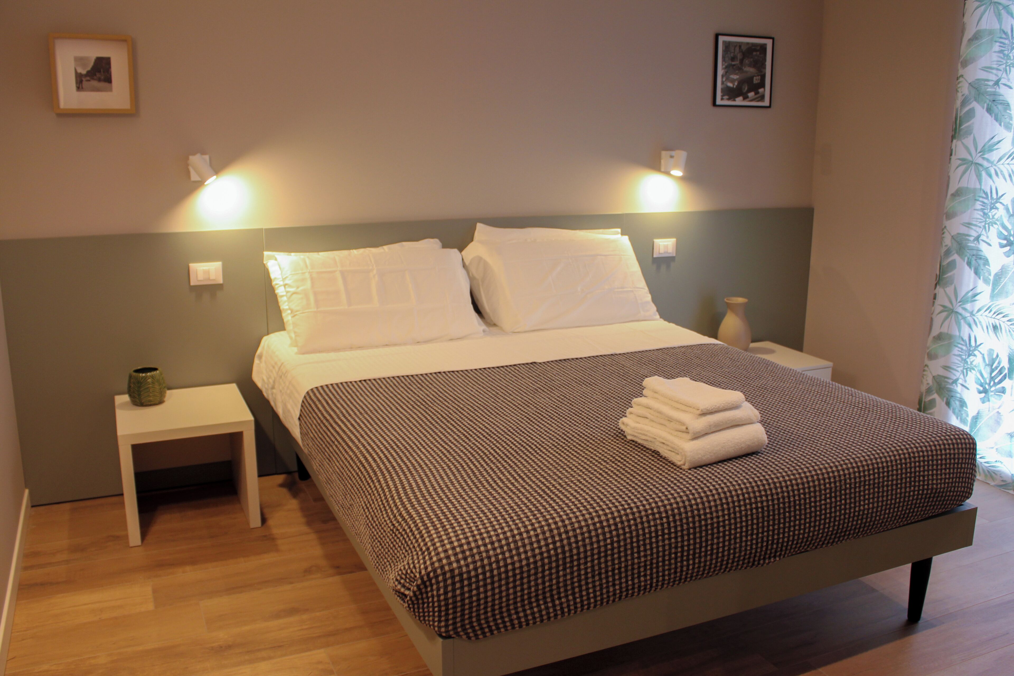 Grand Apartment | Individually decorated, individually furnished, desk, free WiFi