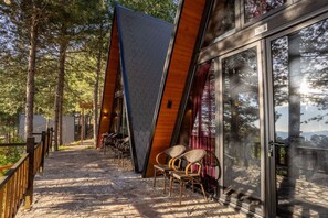 Terrace/patio - Golden Cabin 3 | Gjinar (Gjinar)