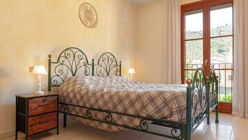 2 sovrum, strykjärn/strykbräda, wi-fi och sängkläder