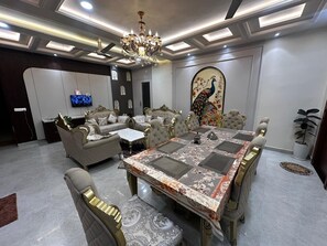 Free daily continental breakfast  - Ambassador Homestay - A Experiential Stay (Agra)