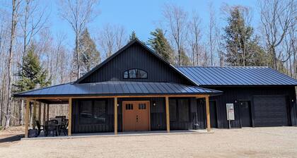 Superior Black Bear Lodge-new construction on trail 8