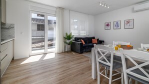 Unclassified image, 3 of 27, button - Cocaletto Villa / Bohemia Apartment 6 (Rovinj)