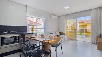 Basic Apartment | Interior