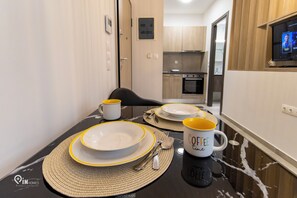 Dining - Apollon - Premium Studio Near Metro Athens (Athina)