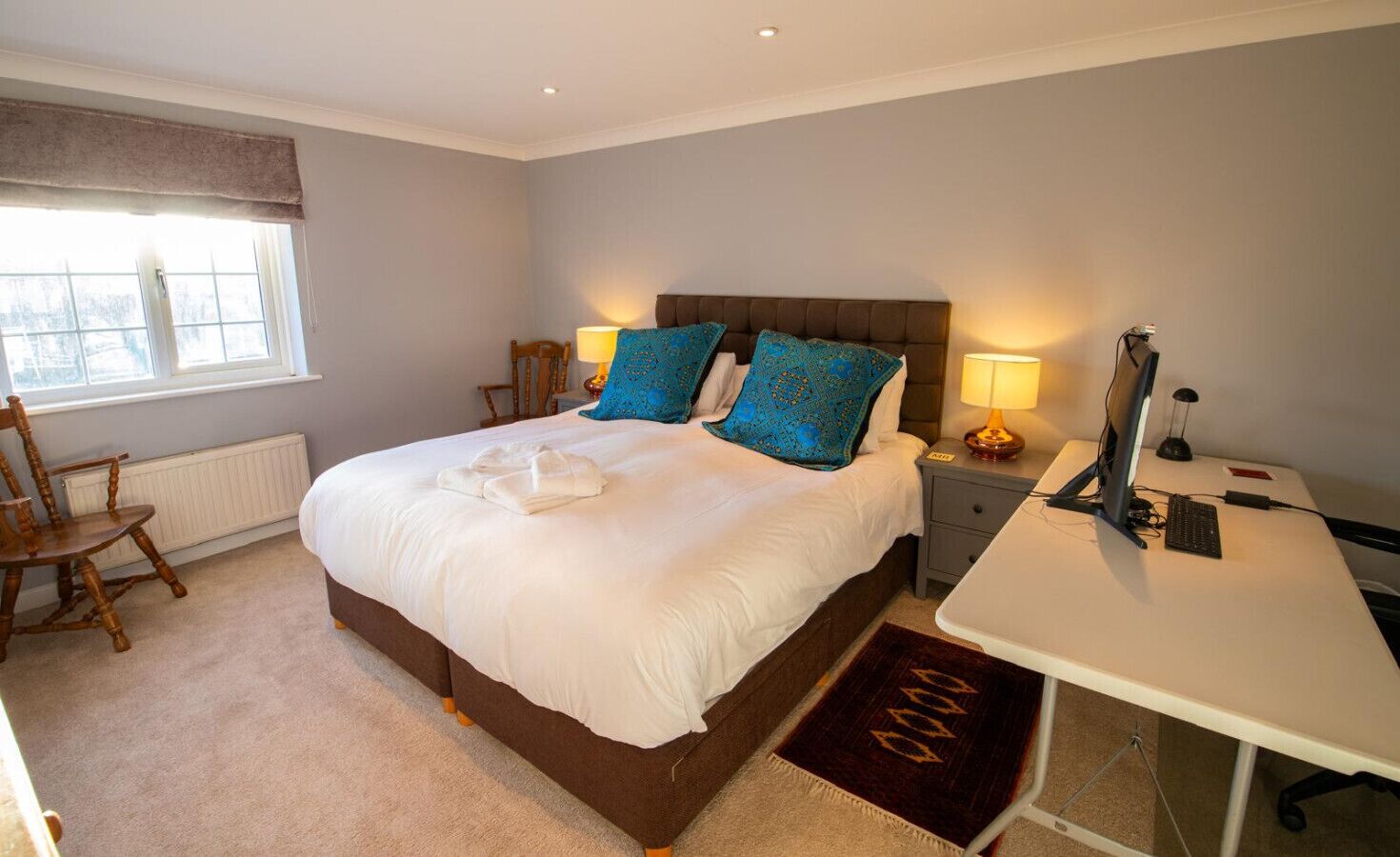 3 bedrooms, travel cot, WiFi, bed sheets