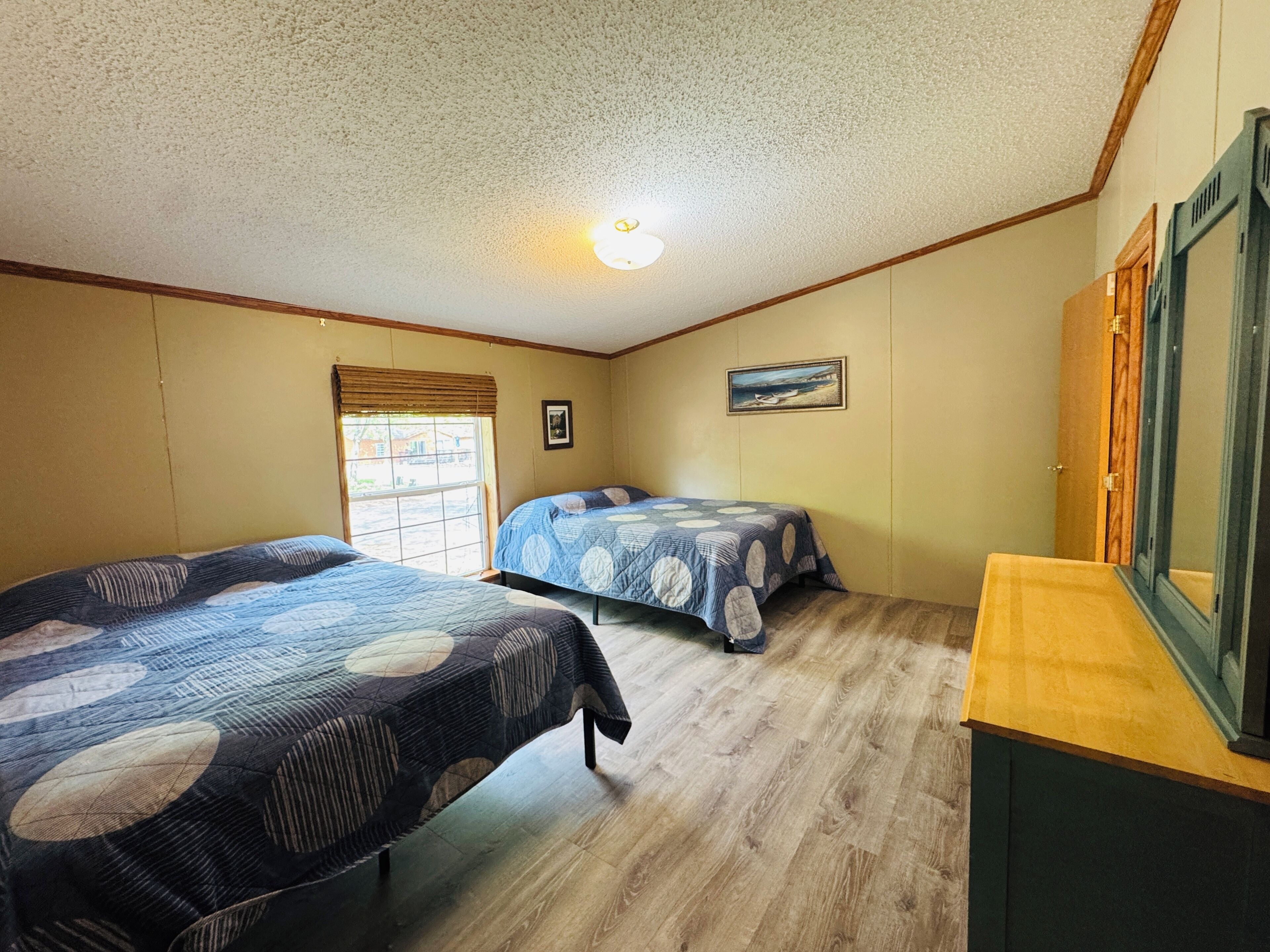 3 bedrooms, WiFi (free)