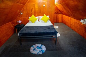 Free WiFi - Ella Waterfall View  (Ella)