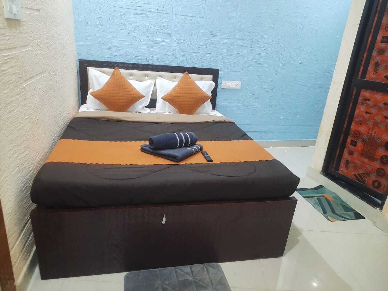 Comfort Double Room, 1 Queen Bed, Non Smoking | Free WiFi