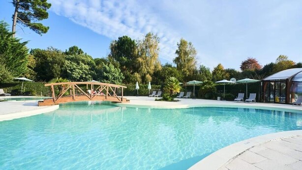 Outdoor pool - Cottage Near Lake Biscarrosse Parentis (Parentis-en-Born)