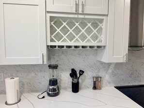 Interior - Brand New Stylish 4BR + office + mins to Lucas Oil Stadium (Indianapolis)