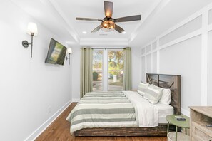 4 slaapkamers, een strijkplank/strijkijzer, wifi, beddengoed