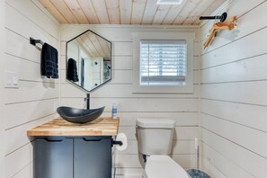 Hårtork och handdukar