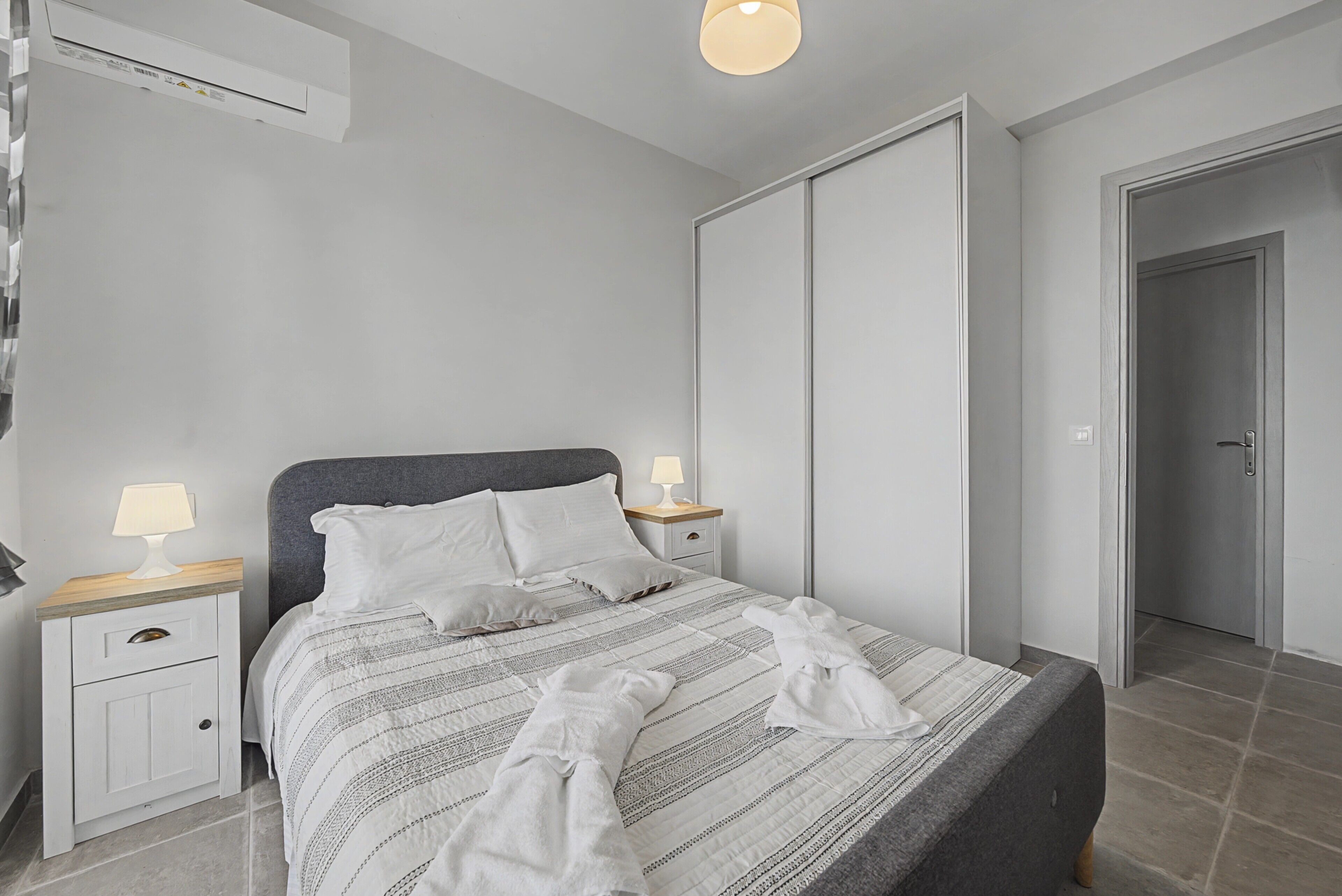 3 bedrooms, WiFi, bed sheets