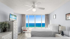 2 bedrooms, free WiFi, bed sheets - Incredible Gulf Views from Every Room | 2BR/2BA | Sleeps 6. Under new management! (Panama City Beach)