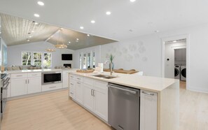 Fridge, microwave, oven, stovetop - Endless Summer- Private Pool, Pet Friendly & Bikes (Santa Rosa Beach)
