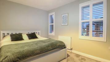 3 bilik tidur, dihias secara berasingan