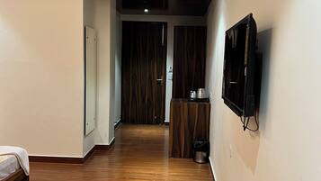 Deluxe-Doppelzimmer, Balkon, Stadtblick