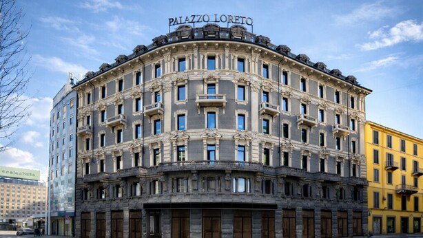 A historic building with the name "PALAZZO LORETO" at the top. - Palazzo Loreto Hotel Milano (Milan)