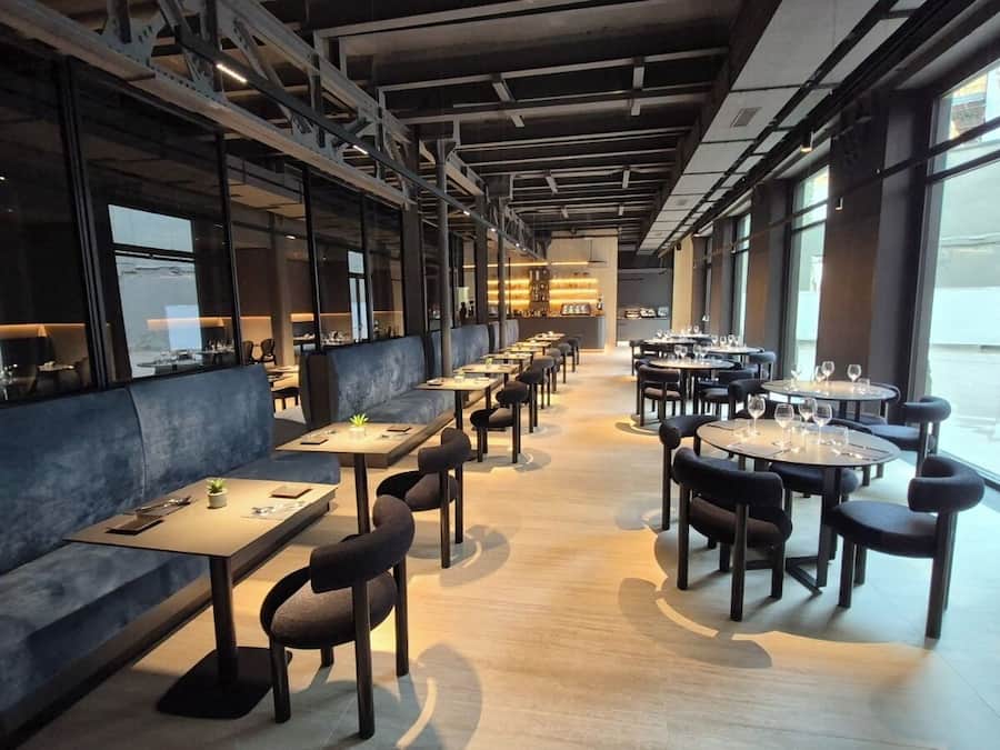 Daily buffet breakfast (EUR 25 per person)