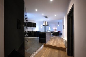 Living area - *Cours Mirabeau* Exceptional location* (Aix-en-Provence)