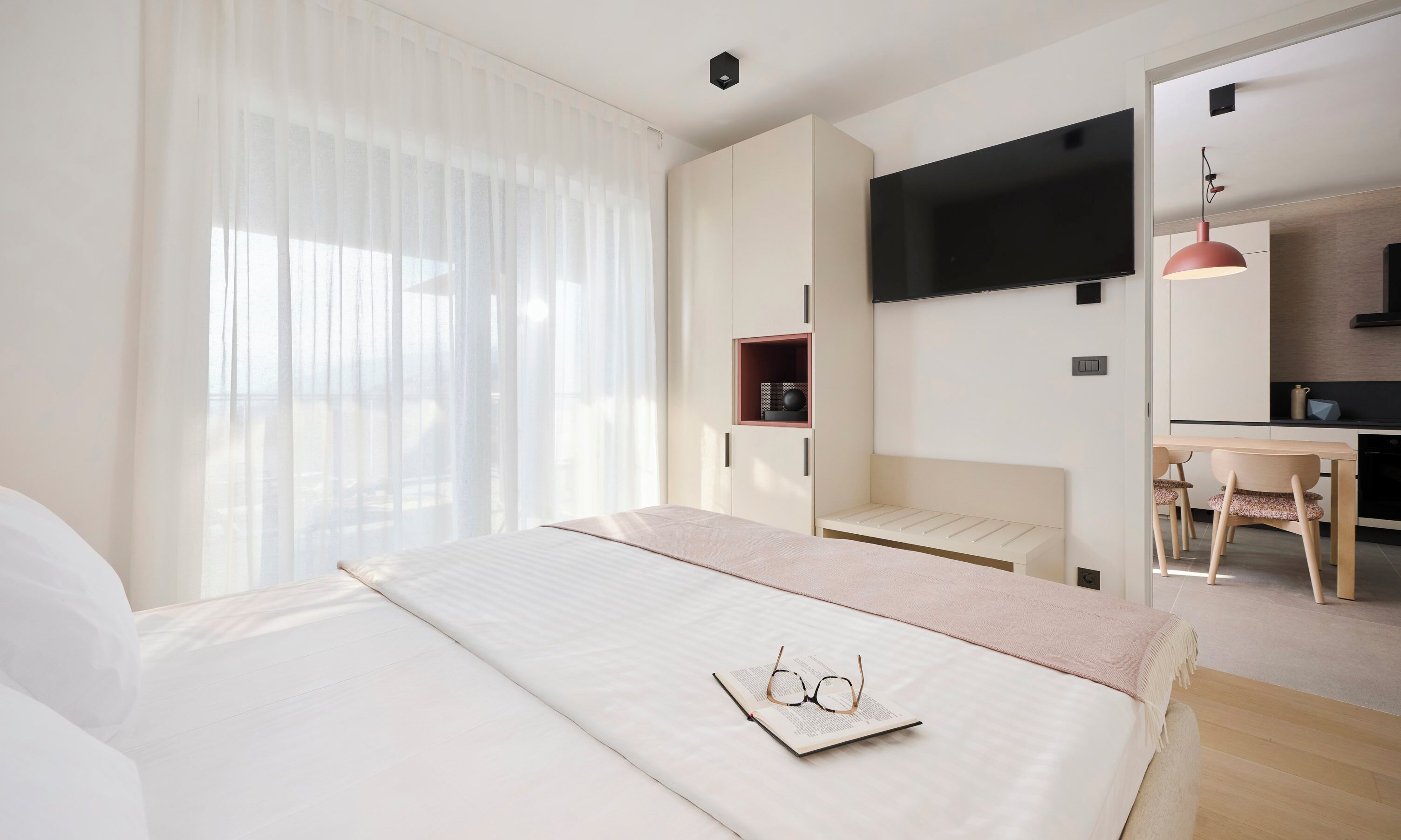 In-room safe, iron/ironing board (on request), free WiFi