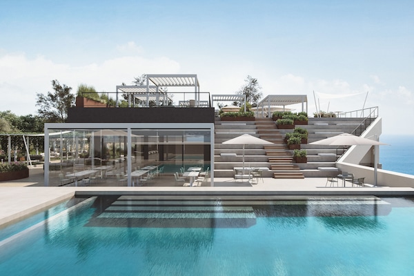 Seasonal outdoor pool