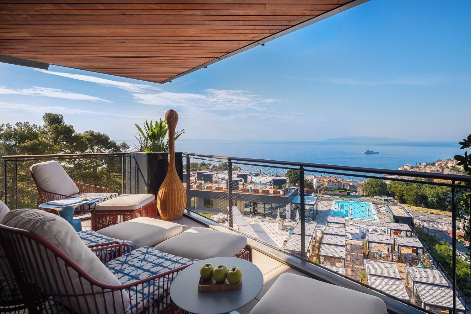 Family Apartment for 5 persons with sea view balcony | Terrasse/Patio