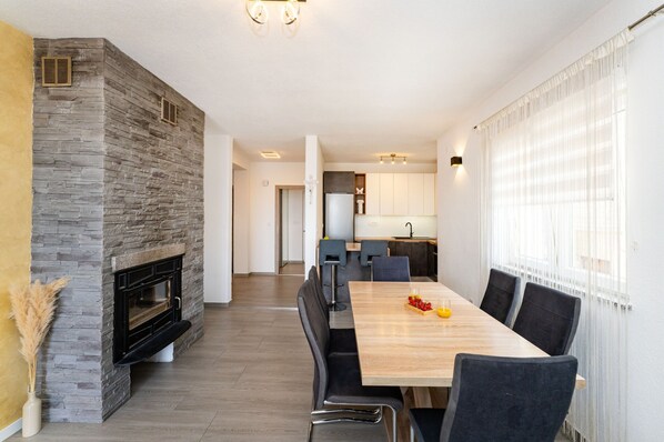 Apartment | Dining - Quiet Meterize Apartment Near Zadar (Sibenik)