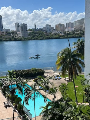 Pool - Studio Getaway: Lagoon and Beach Minutes Away! (San Juan)
