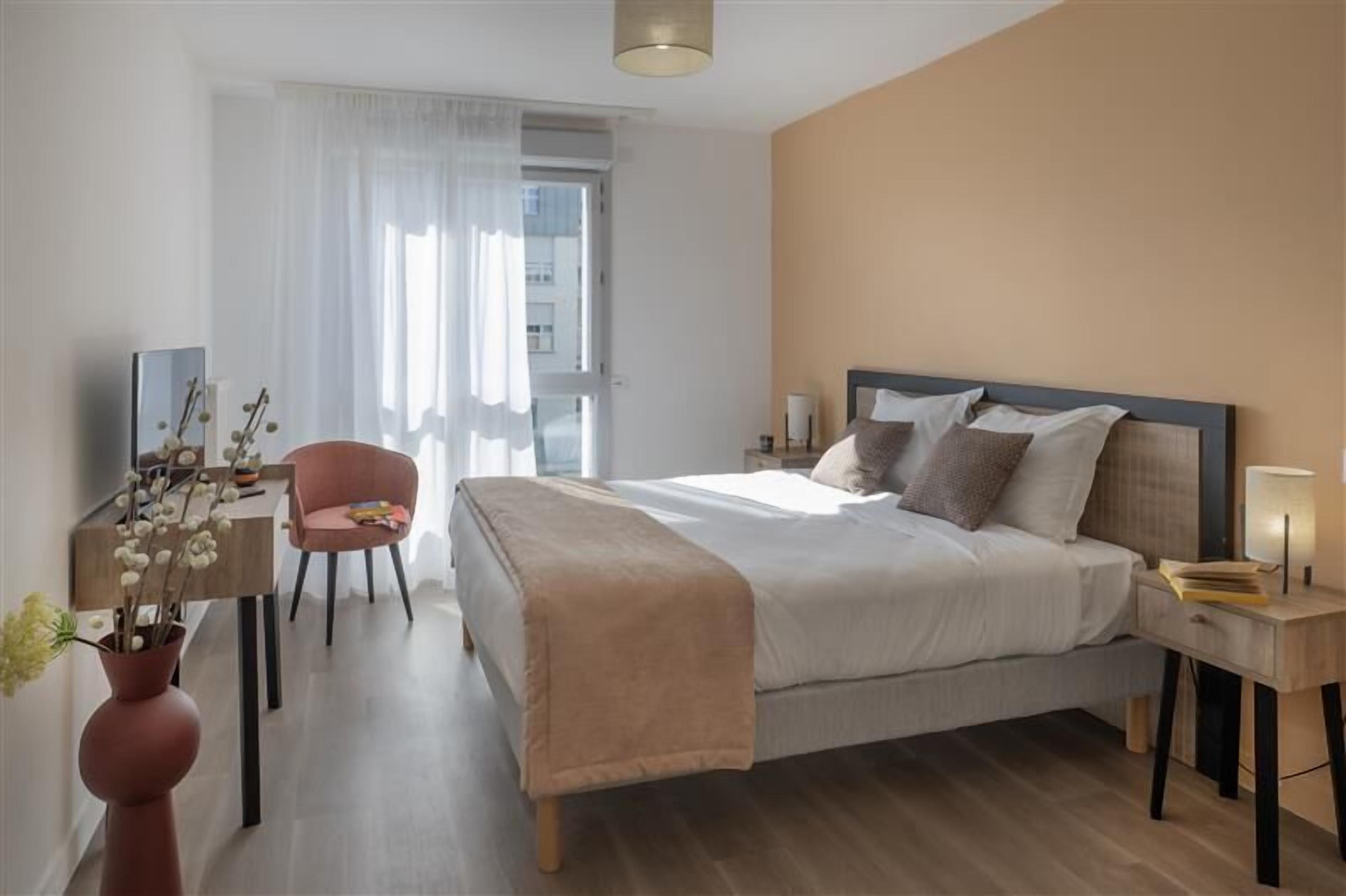 Comfort Apartment, Balcony, City View | Blackout drapes, soundproofing, free WiFi, wheelchair access