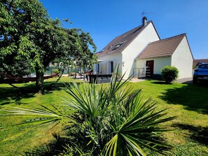 Property grounds - Premium Suite near CDG Airport and Parc Astérix (Villeron)