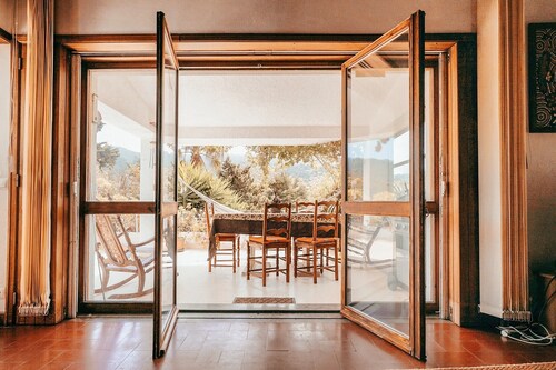 Tranquil holiday home with pool in Sintra