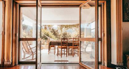 Tranquil holiday home with pool in Sintra