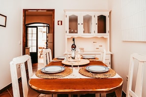 Dining - Beach villa in Altura for family (Altura)