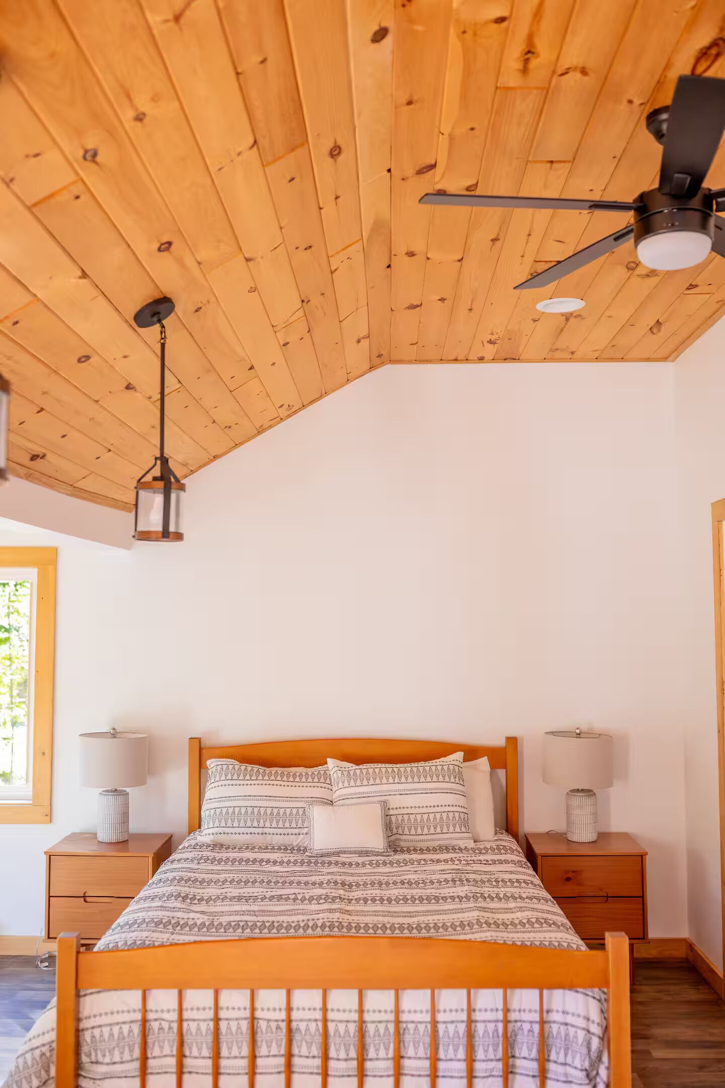 Bügeleisen/Bügelbrett, WLAN, Bettwäsche