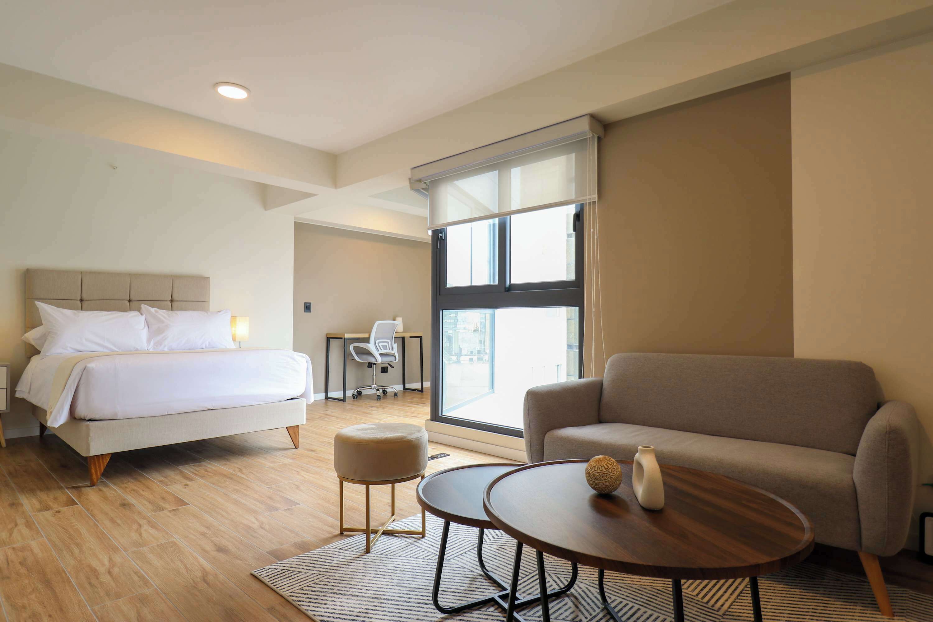 1 bedroom, desk, iron/ironing board, WiFi