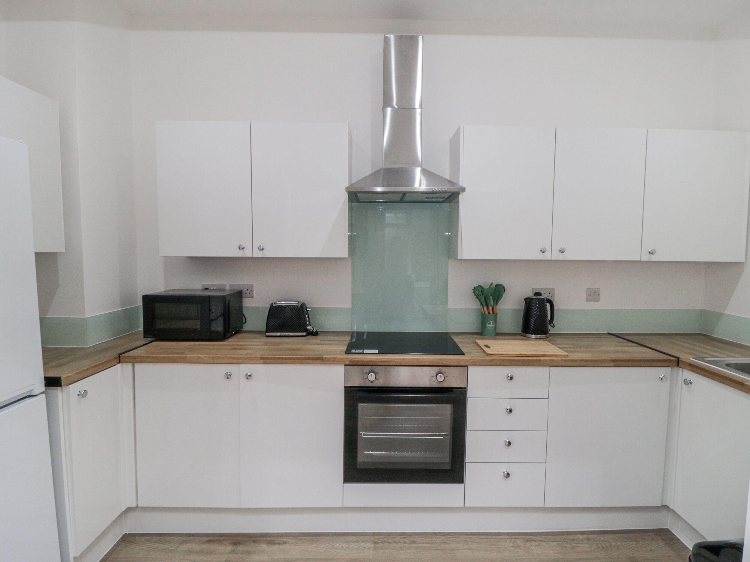 Cottage | Private kitchen | Cookware/dishes/utensils