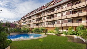 Pool - Estoril Upscale Apartment w/ Pool by LovelyStay (Estoril)