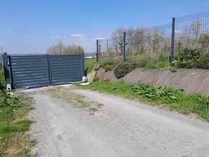Enceinte de lâhĂ©bergement