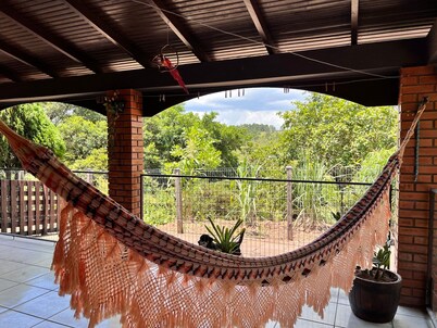 Casa de Campo Pet Friendly com Churrasqueira