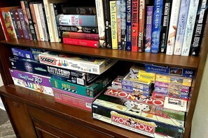 Games room - Deer Ridge Retreat  (Bryson City)