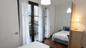 1 habitación, tabla de planchar con plancha, wifi y ropa de cama 