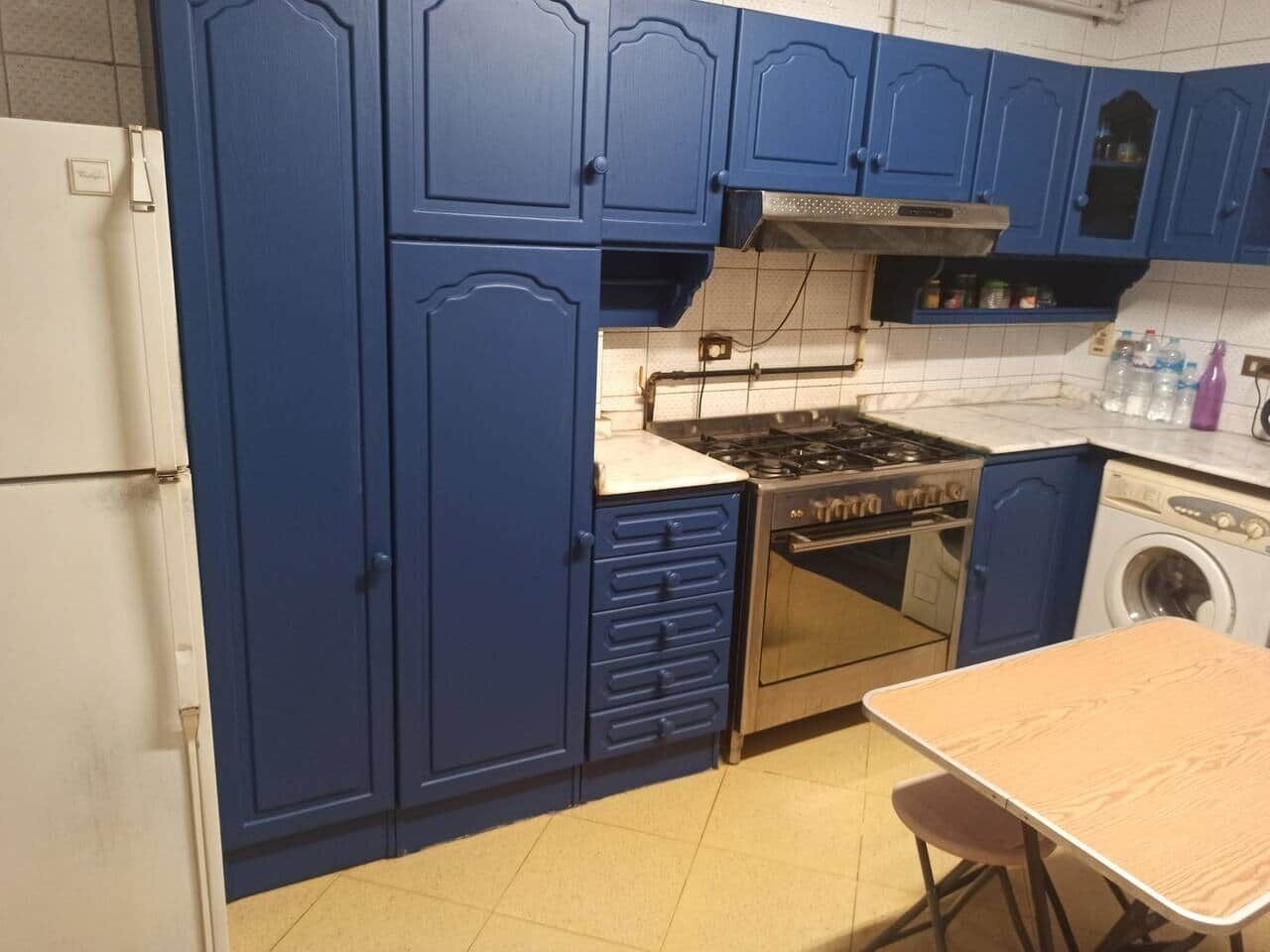 Réfrigérateur, micro-ondes, four