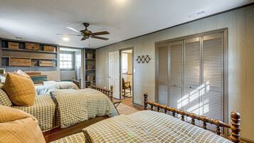 4 bedrooms, internet, bed sheets