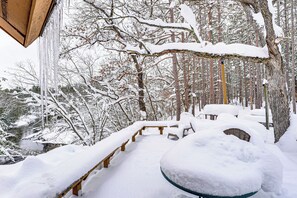 Property grounds - Pere Marquette Riverfront Retreat, Fish On-Site! (Baldwin)
