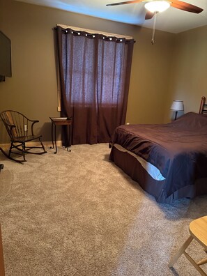 4 bedrooms, WiFi, bed sheets