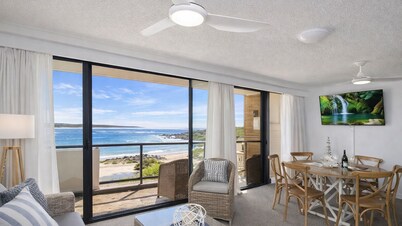 Beachside Bliss - Waterfront apartment