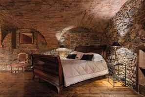 1 bedroom - Loft with Stone vaults in Villa Storica (Matraia)