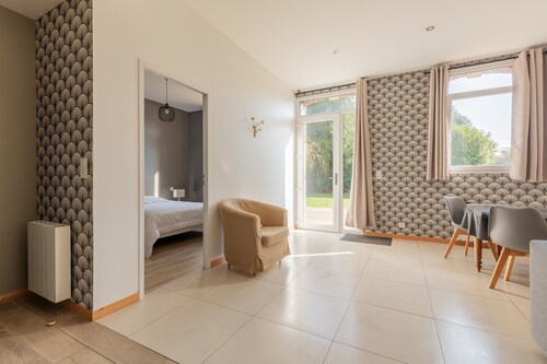 Holiday Home 'Gite Clémentine' with Private Terrace, Shared Garden and Wi-Fi